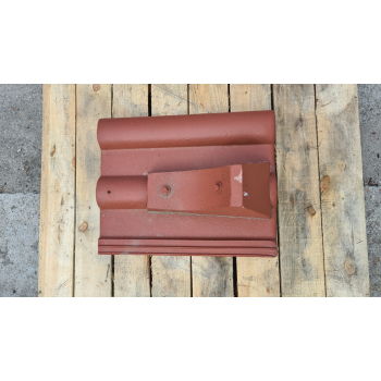 IBF R  - czerwona (pod ławę kominową)